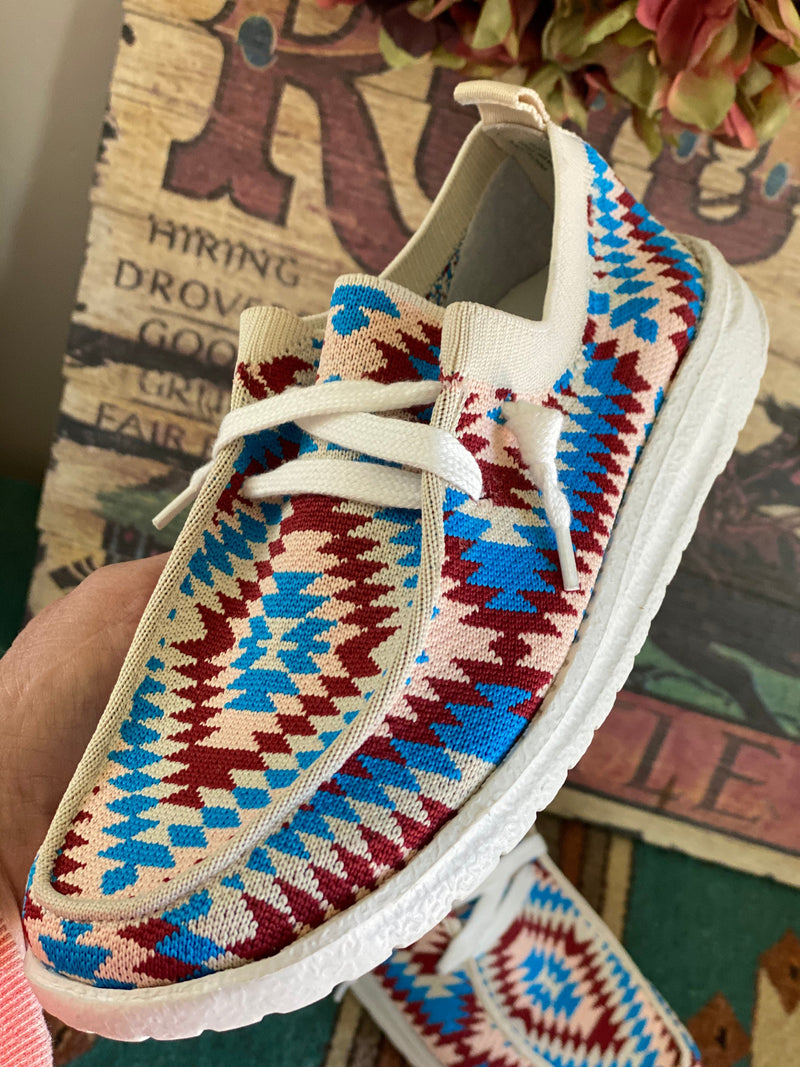 Yellow Box Footwear 🎄DoorBuster 🎄 The Gypsy Jazz  Summer Pep Aztec Dude Shoe
