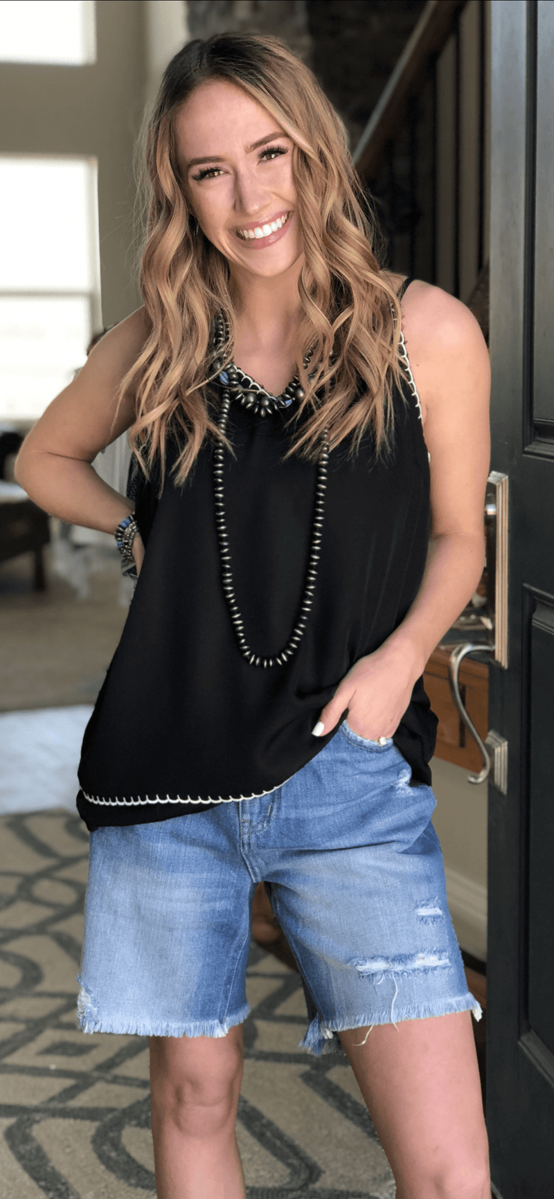 Cute mid thigh sales shorts