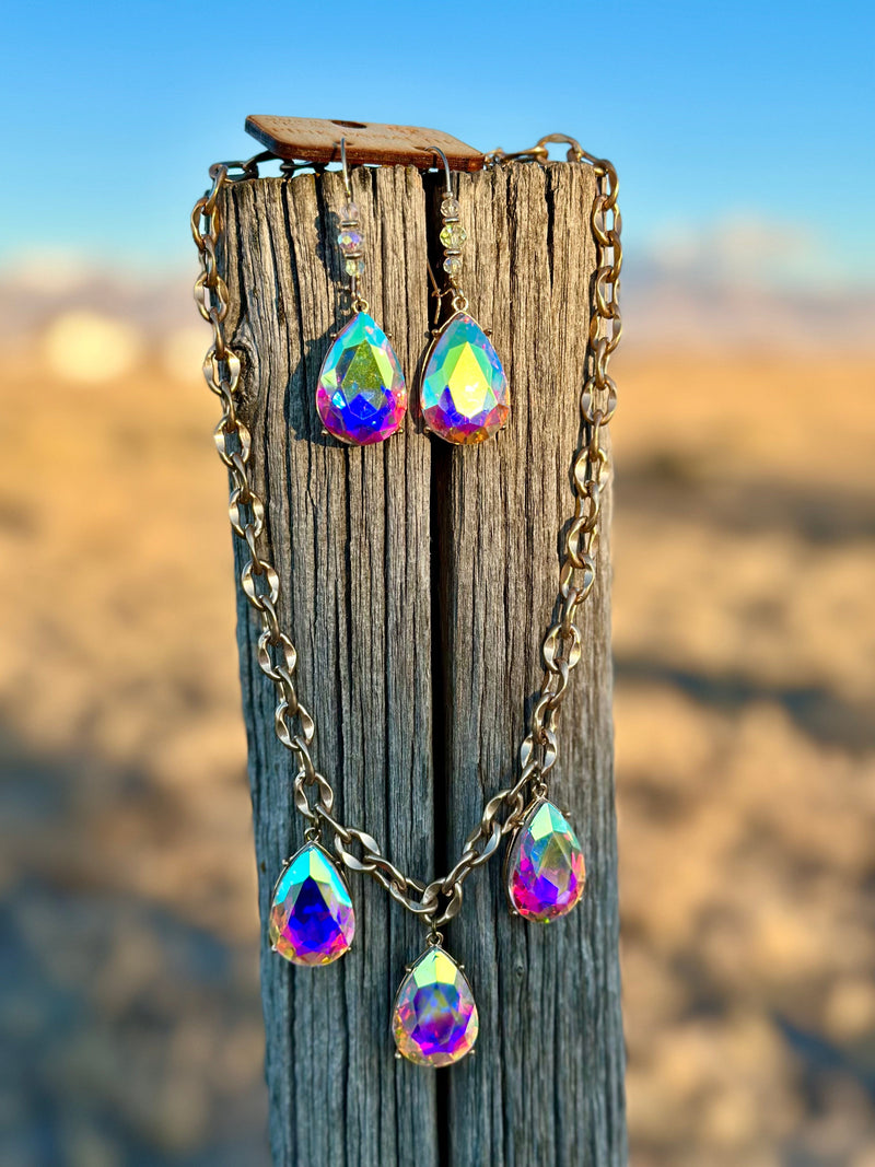 Big earrings and necklace sales